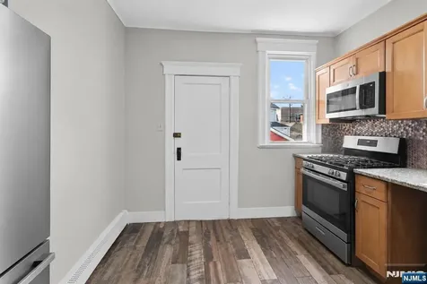 89 Shaler Avenue Fairview NJ 07022