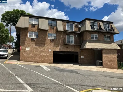 154 Rothwell Avenue Cliffside Park NJ 07010