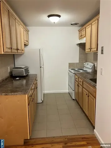 154 Rothwell Avenue Cliffside Park NJ 07010