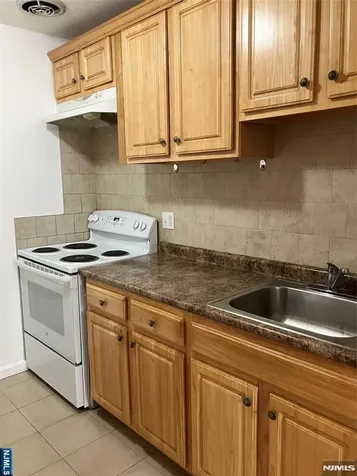 154 Rothwell Avenue Cliffside Park NJ 07010