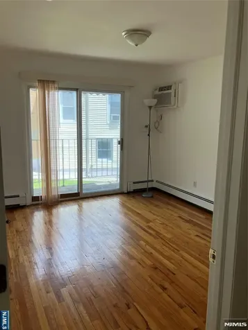 154 Rothwell Avenue Cliffside Park NJ 07010