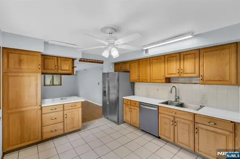 86 Portland Avenue Fanwood NJ 07023