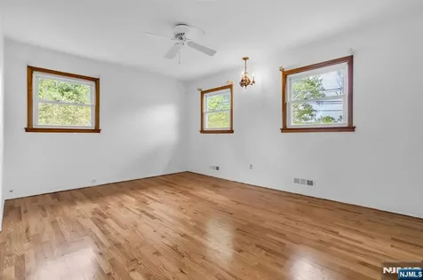 86 Portland Avenue Fanwood NJ 07023