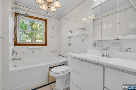 86 Portland Avenue Fanwood NJ 07023