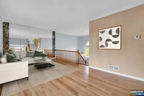 86 Portland Avenue Fanwood NJ 07023