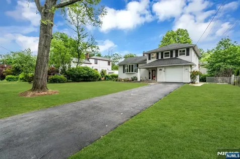 86 Portland Avenue Fanwood NJ 07023