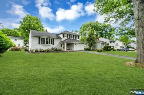 86 Portland Avenue Fanwood NJ 07023