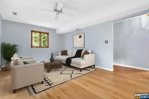 86 Portland Avenue Fanwood NJ 07023