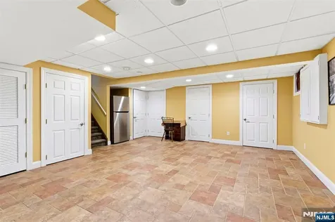 9 Jayne Terrace Ringwood NJ 07456