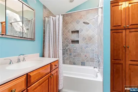 9 Jayne Terrace Ringwood NJ 07456