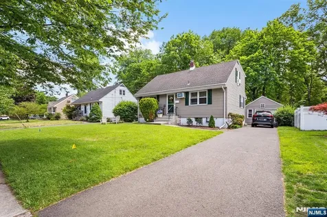 642 Ellington Road Ridgewood NJ 07450