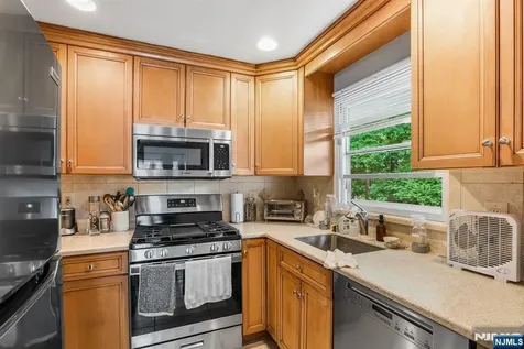 642 Ellington Road Ridgewood NJ 07450