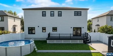 89 Susan Court Clifton NJ 07012