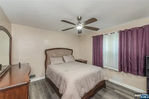 11 Hansen Street Lodi NJ 07644