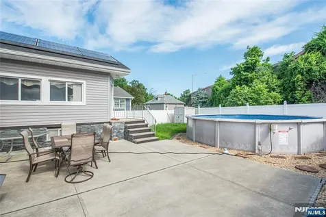 11 Hansen Street Lodi NJ 07644