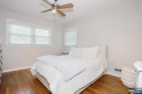 11 Henry Avenue Park Ridge NJ 07656