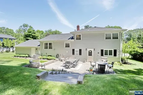 11 Henry Avenue Park Ridge NJ 07656