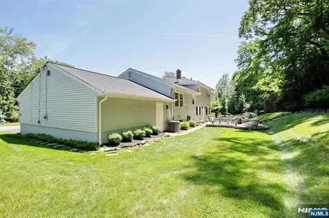 11 Henry Avenue Park Ridge NJ 07656