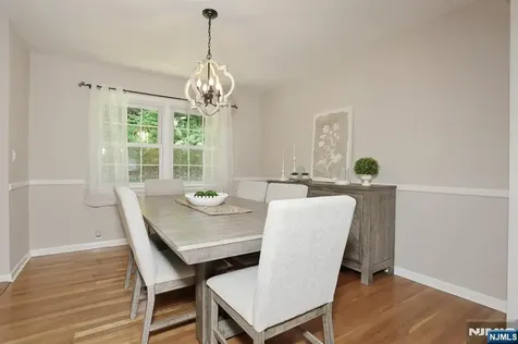 11 Henry Avenue Park Ridge NJ 07656