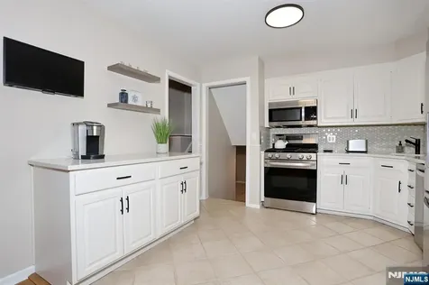 11 Henry Avenue Park Ridge NJ 07656