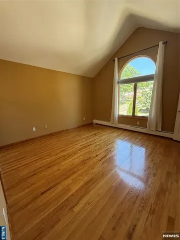 477 3rd Street Palisades Park NJ 07650