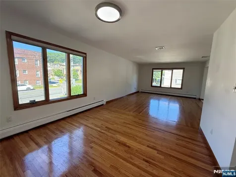 477 3rd Street Palisades Park NJ 07650