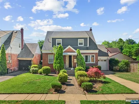 81 Grant Avenue Clifton NJ 07011