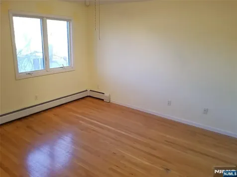 393 Washington Avenue Cliffside Park NJ 07010