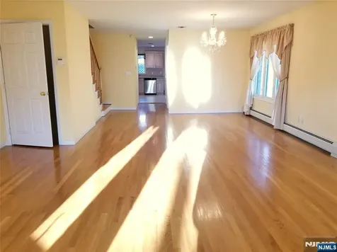 393 Washington Avenue Cliffside Park NJ 07010