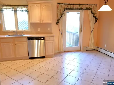 393 Washington Avenue Cliffside Park NJ 07010