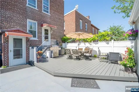 9040 Barr Place North Bergen NJ 07047