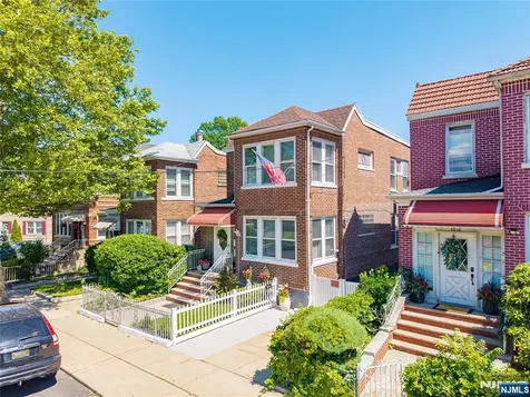 9040 Barr Place North Bergen NJ 07047
