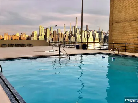 6600 Boulevard E West New York NJ 07093