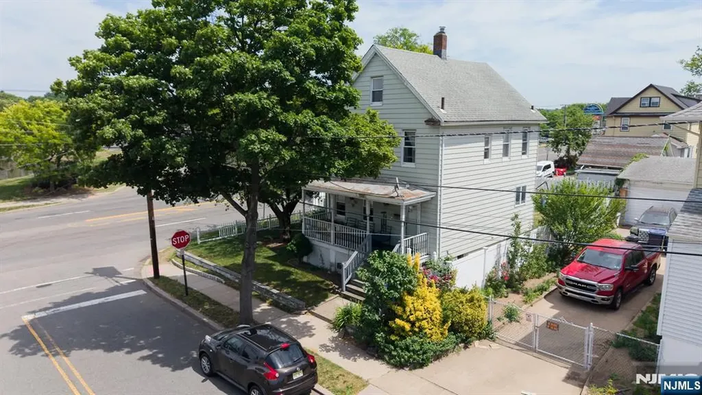 33-35 Pulaski Place Hackensack NJ 07601