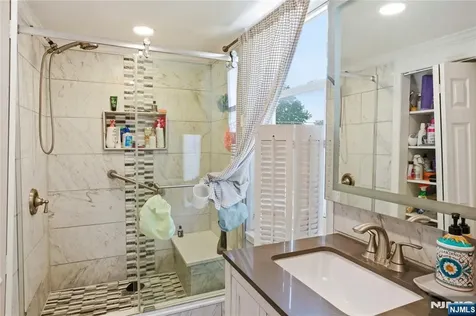 33-35 Pulaski Place Hackensack NJ 07601