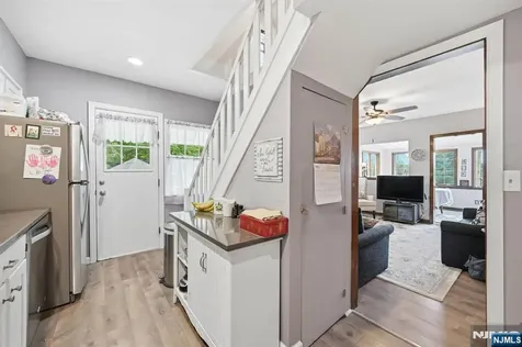 8 Ivan Road West Milford NJ 07480