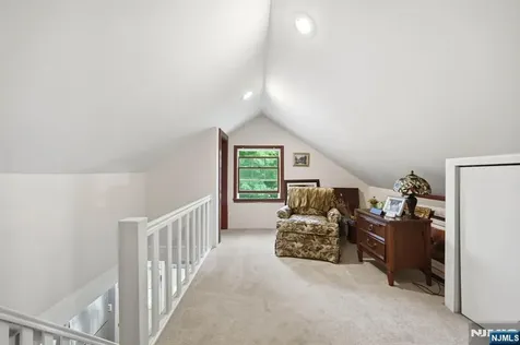 8 Ivan Road West Milford NJ 07480