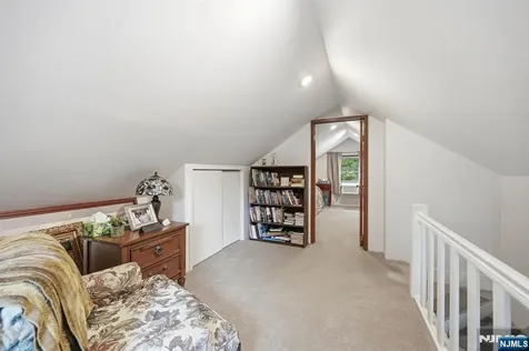 8 Ivan Road West Milford NJ 07480