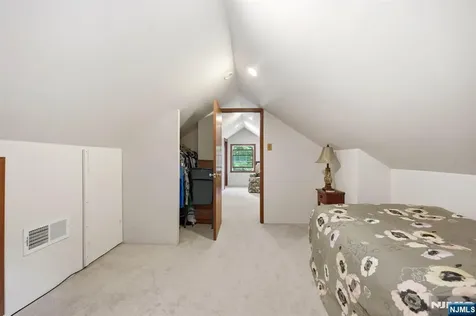 8 Ivan Road West Milford NJ 07480