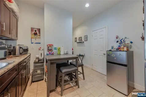 196 Windsor Street Kearny NJ 07032