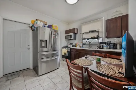 196 Windsor Street Kearny NJ 07032