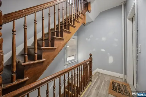 196 Windsor Street Kearny NJ 07032