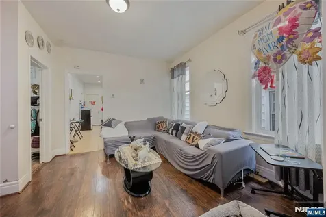 196 Windsor Street Kearny NJ 07032
