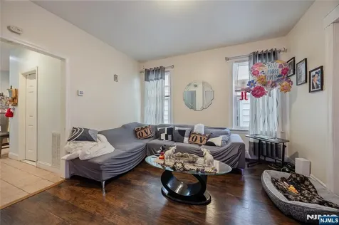 196 Windsor Street Kearny NJ 07032