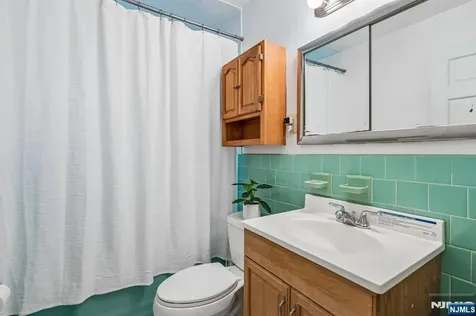 10 Whitman Street Bloomfield NJ 07003