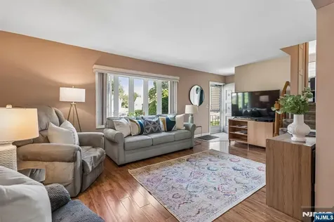10 Whitman Street Bloomfield NJ 07003