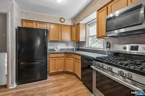 10 Whitman Street Bloomfield NJ 07003