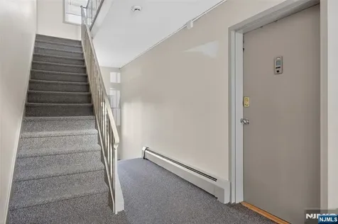 34 Knox Terrace Wayne NJ 07470