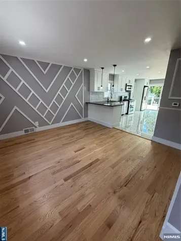 910 Roanoke Avenue Hillside NJ 07205