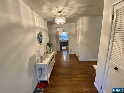 212 Delmar Avenue Glen Rock NJ 07452